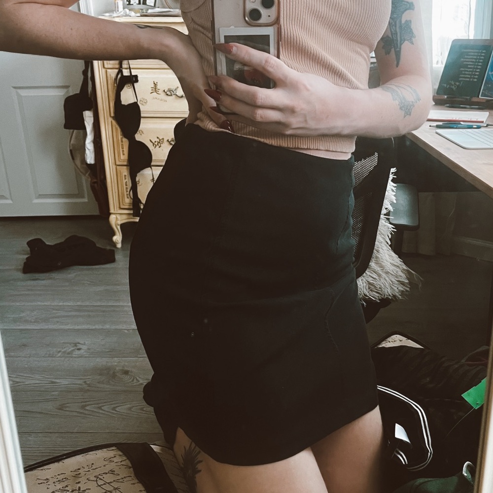 pencil skirt